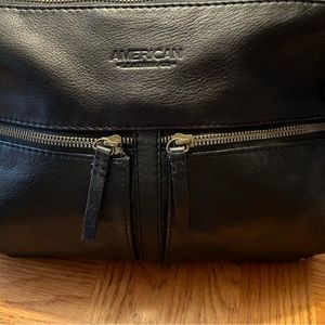 🌺American Leather Co. Black Purse🌺
